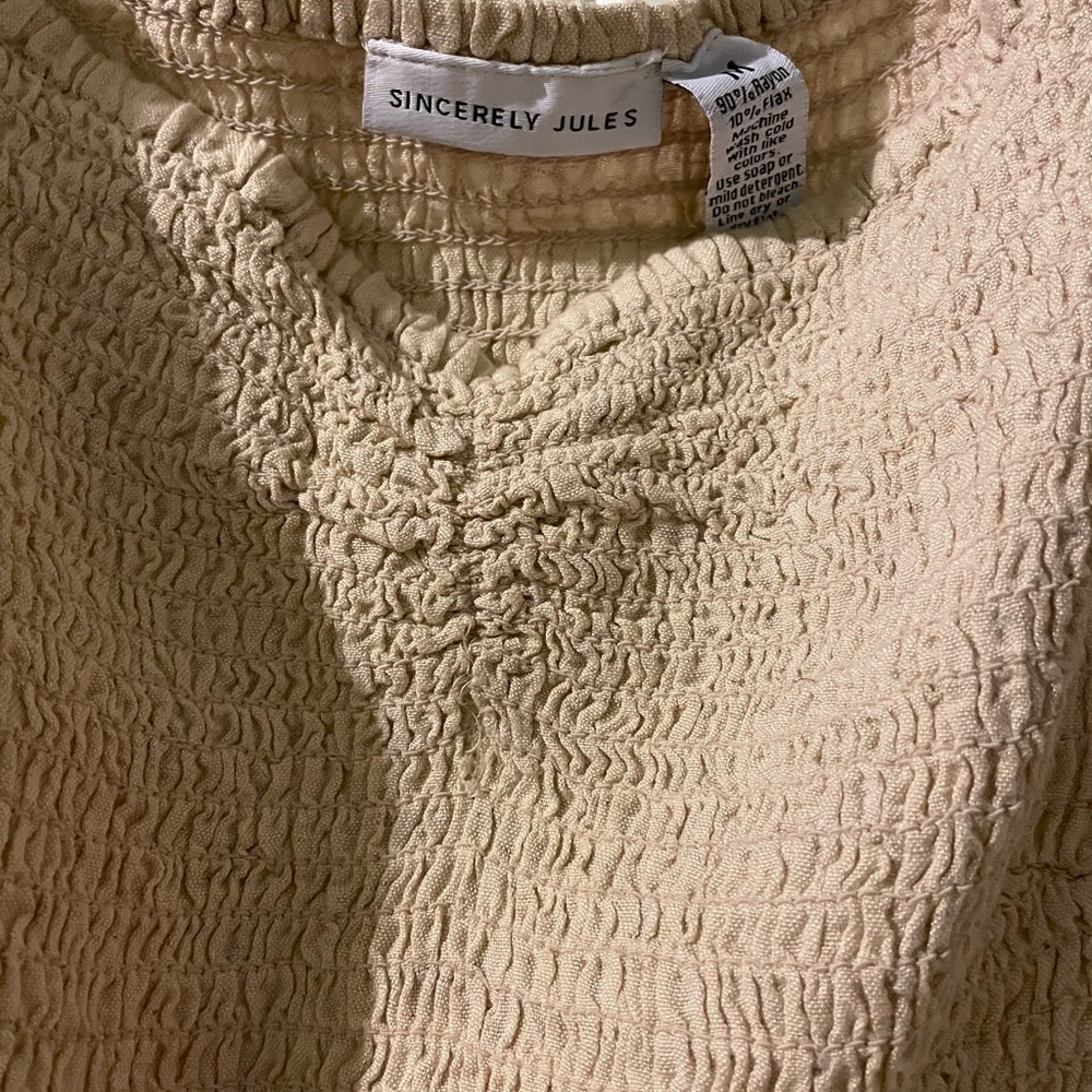 Sincerely Jules smocked dress-medium NWT - Picture 3 of 6